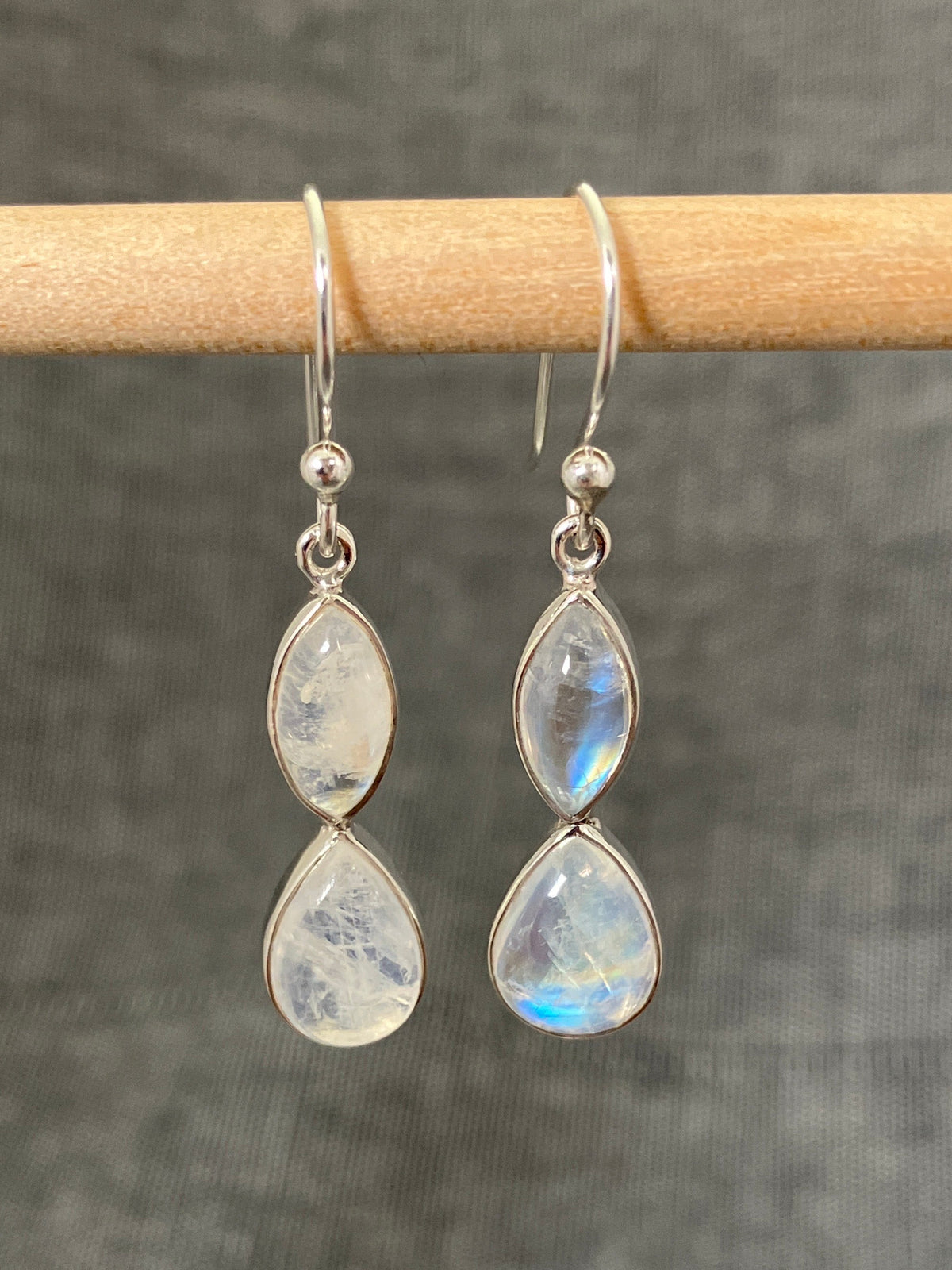 Moonstone Eleganza Earrings
