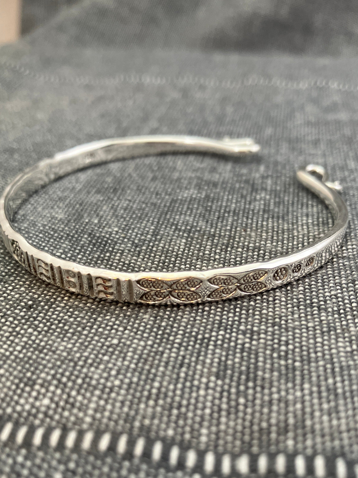 Patterned Hook End Cuff