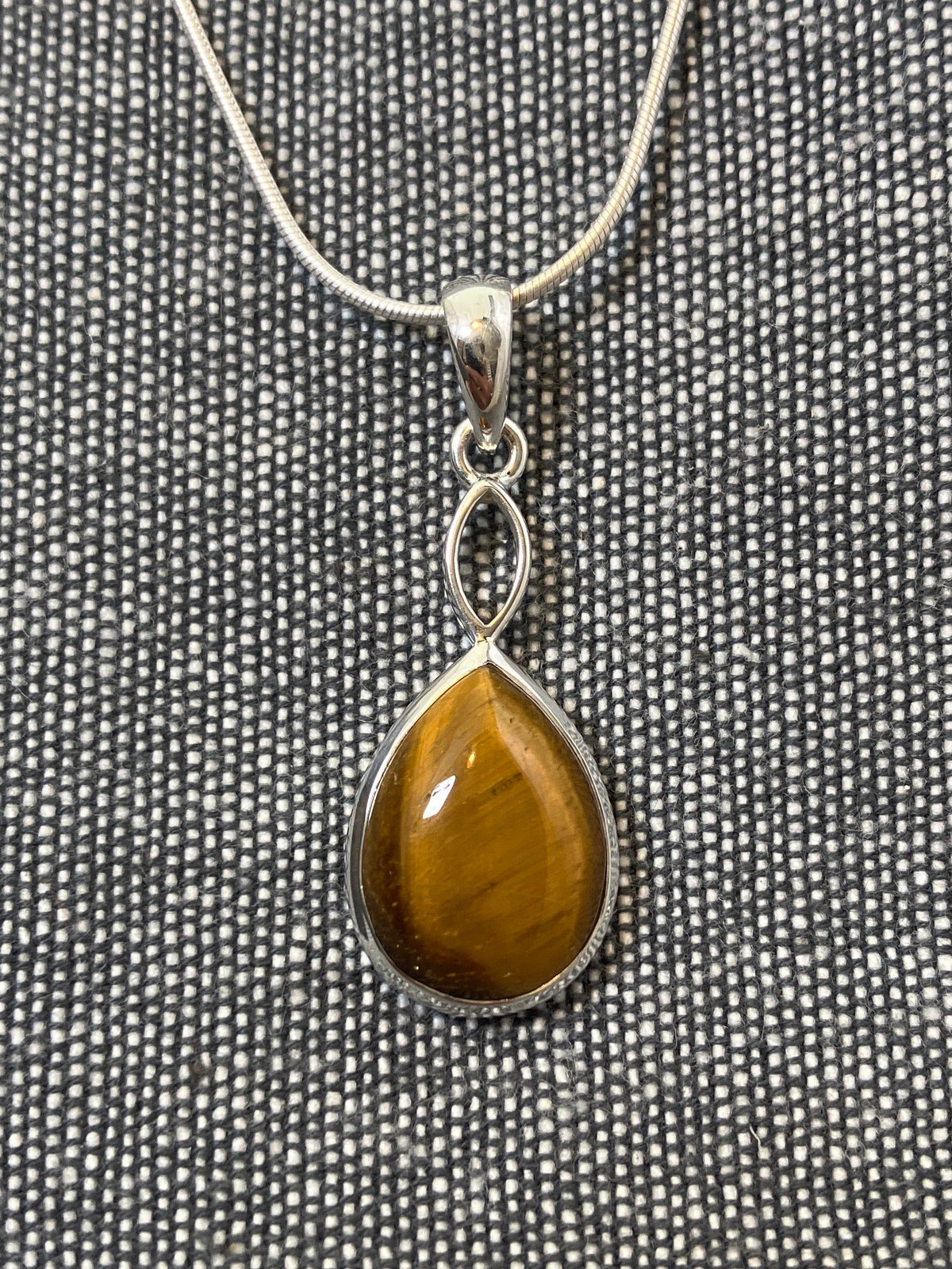 Tigers Eye Loop Top Pendant