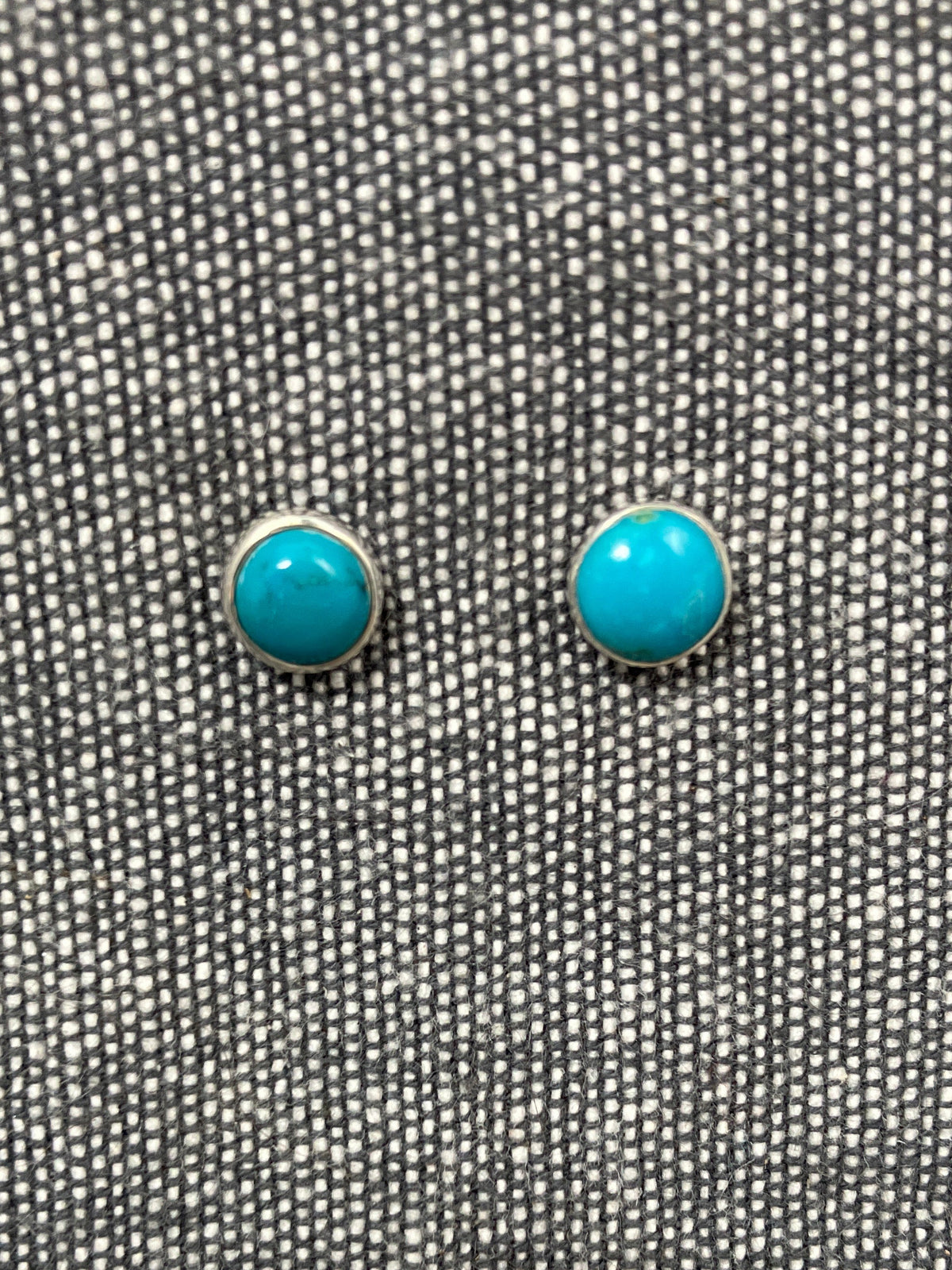 Turquiose Round Studs