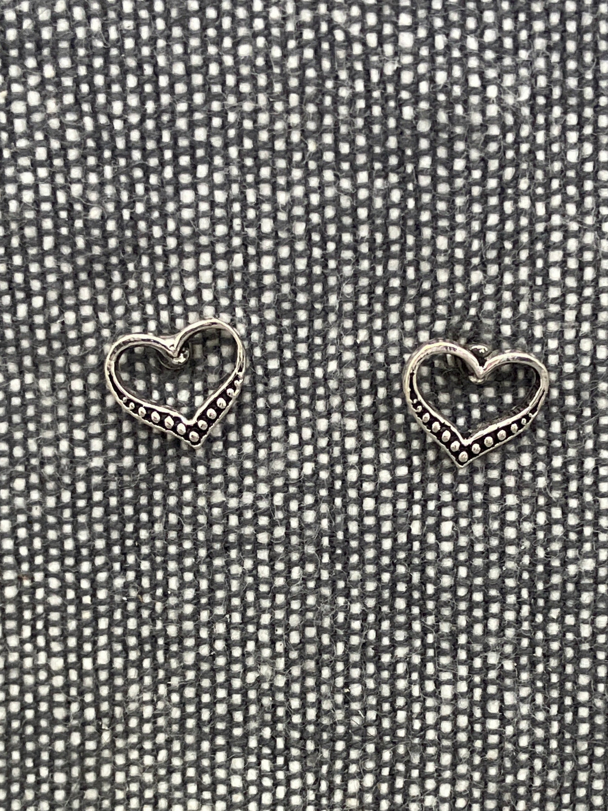 Dots Under Heart Studs