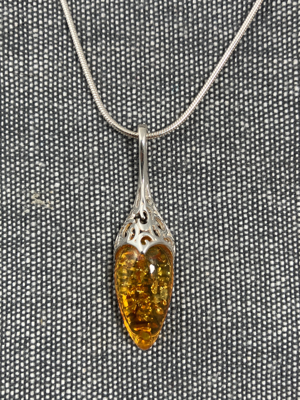 Amber Pointed Filigree Pendant