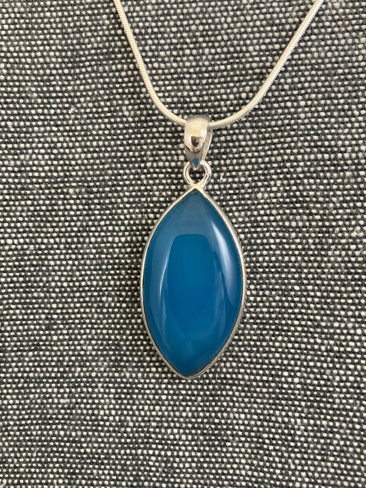 Chalcedony Simple Leaf Pendant