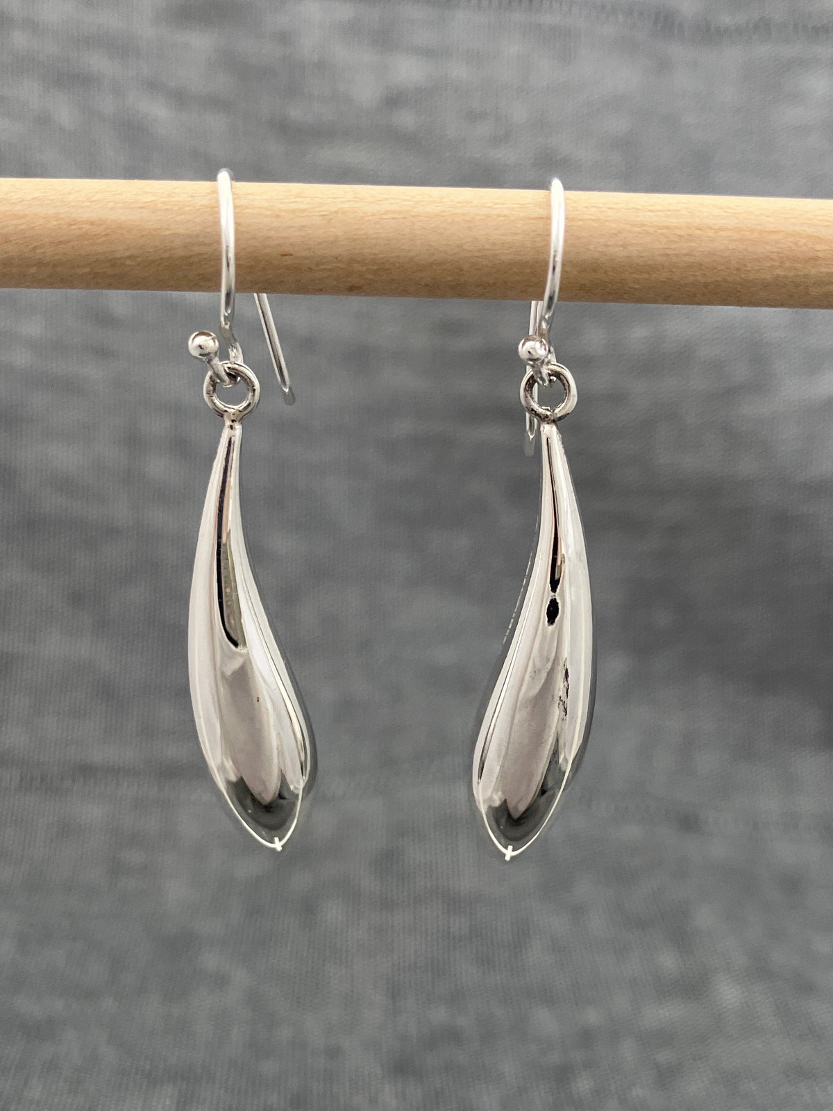 Curved Pod Earrings