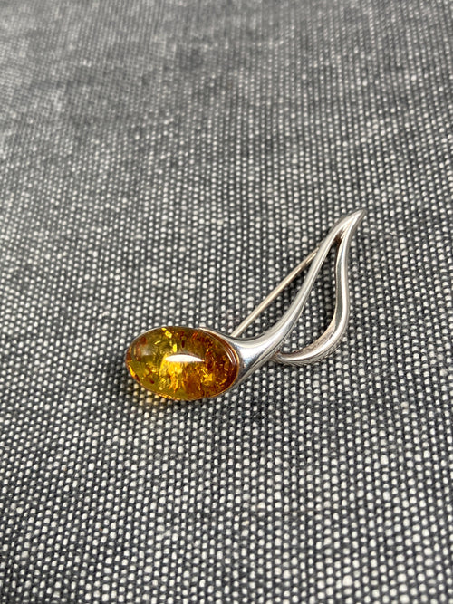 Amber Musical Note Brooch