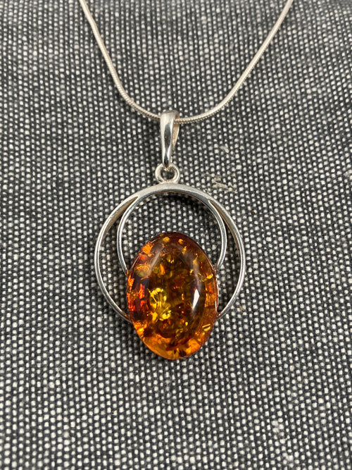 Amber Oval On Circles Pendant