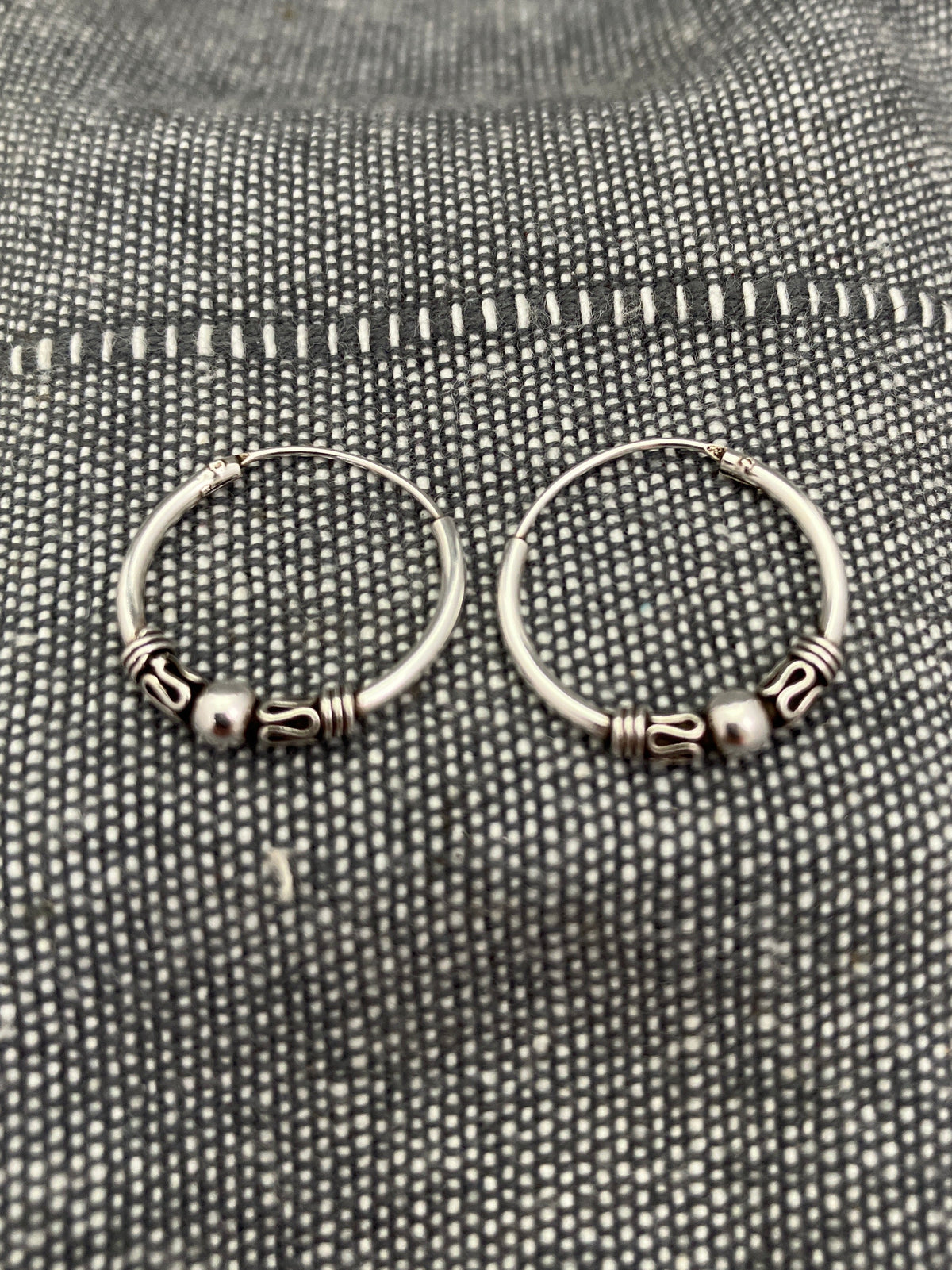 Isis Ball Bali Hoops – 16mm