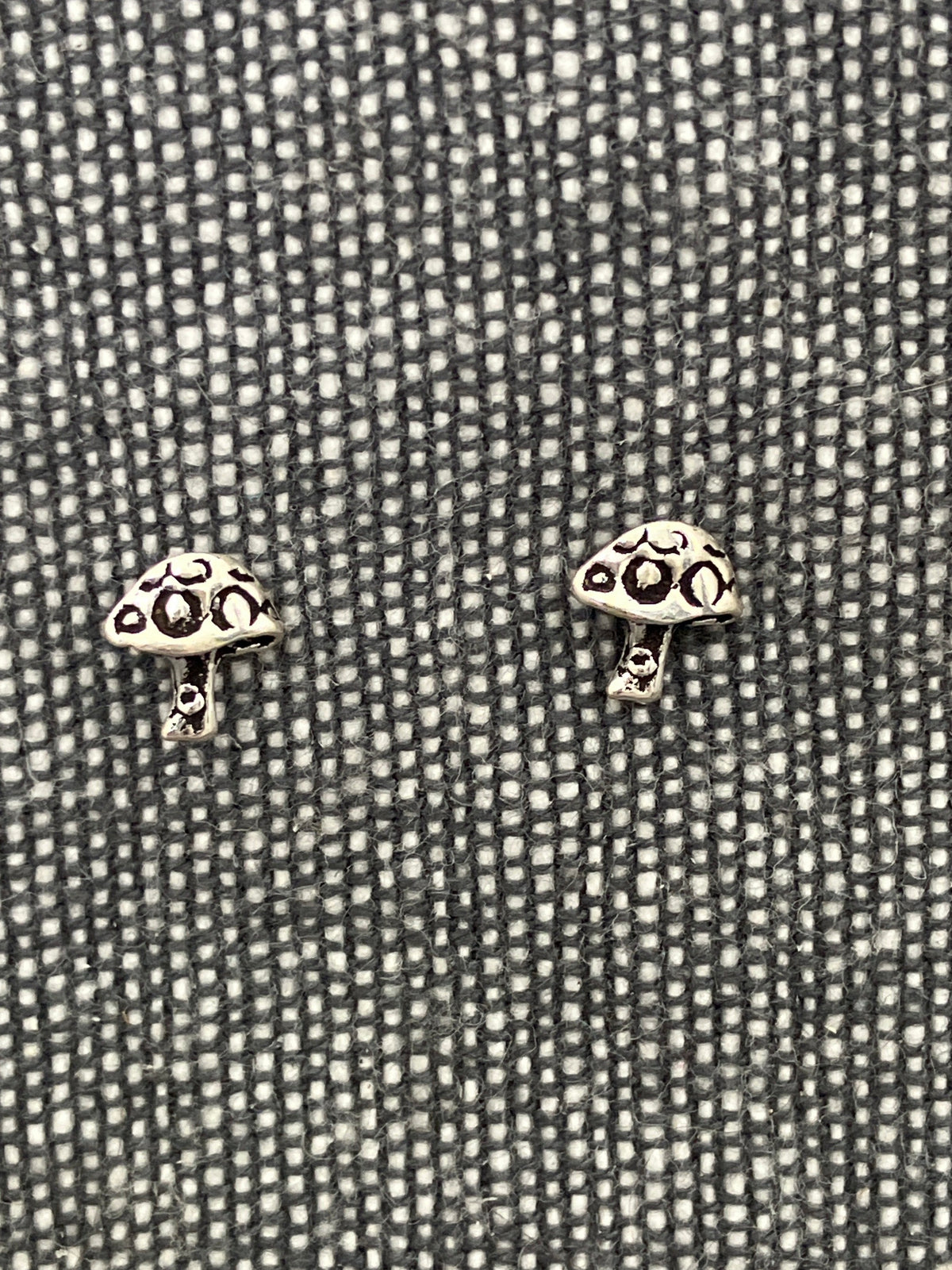 Toadstool Studs