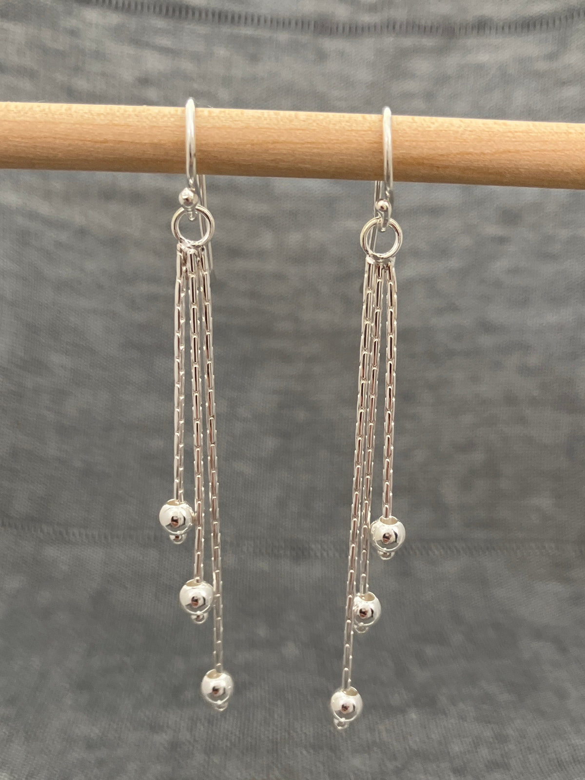 Little Balls Streamer Earrings