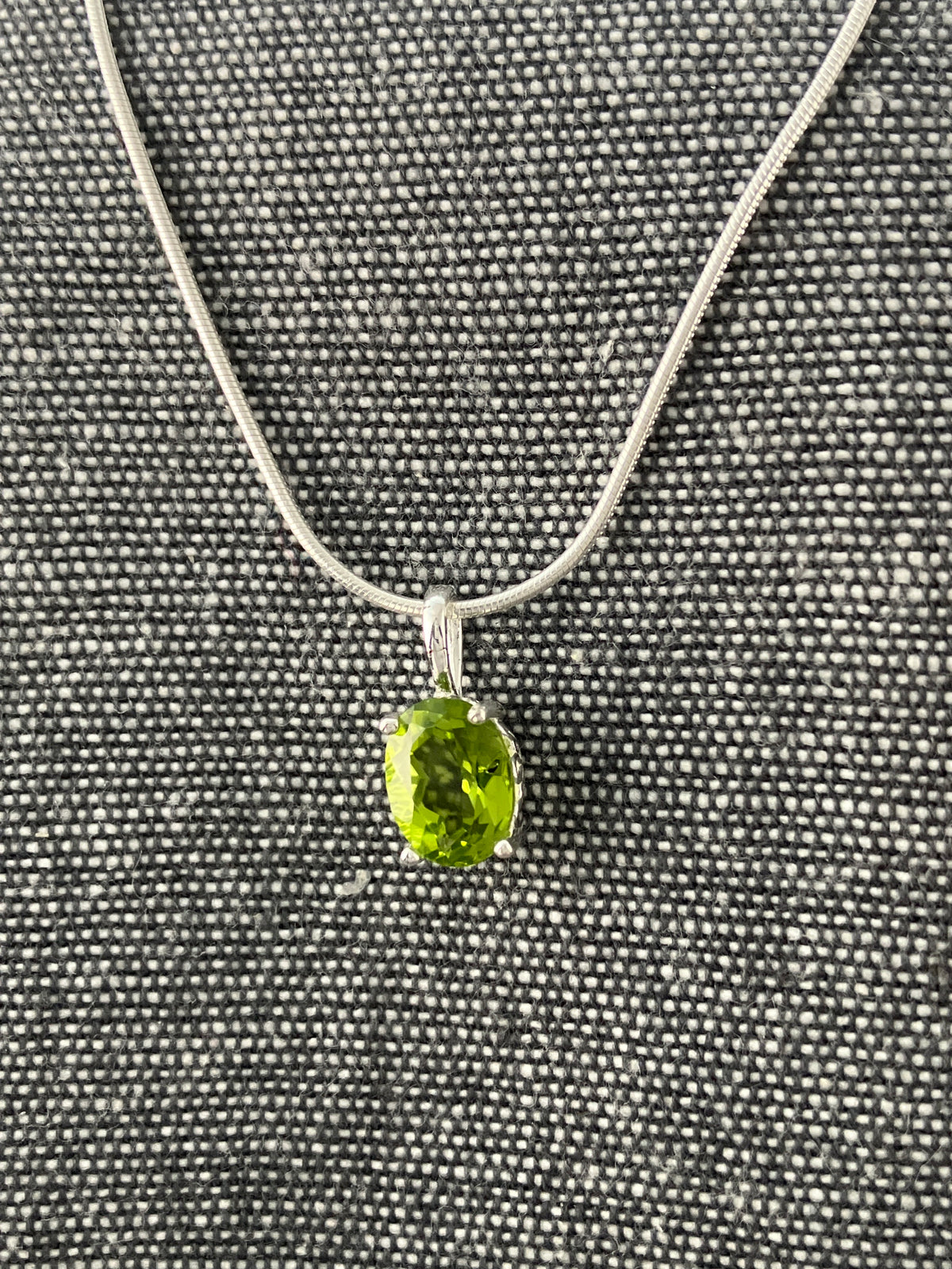 Peridot Clasped Oval Pendant