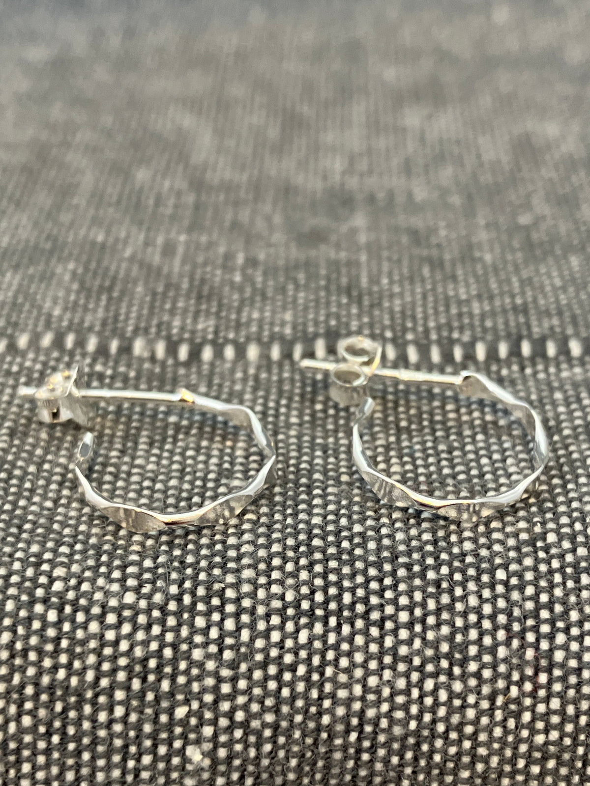 Hammered Stud Hoops – 12mm