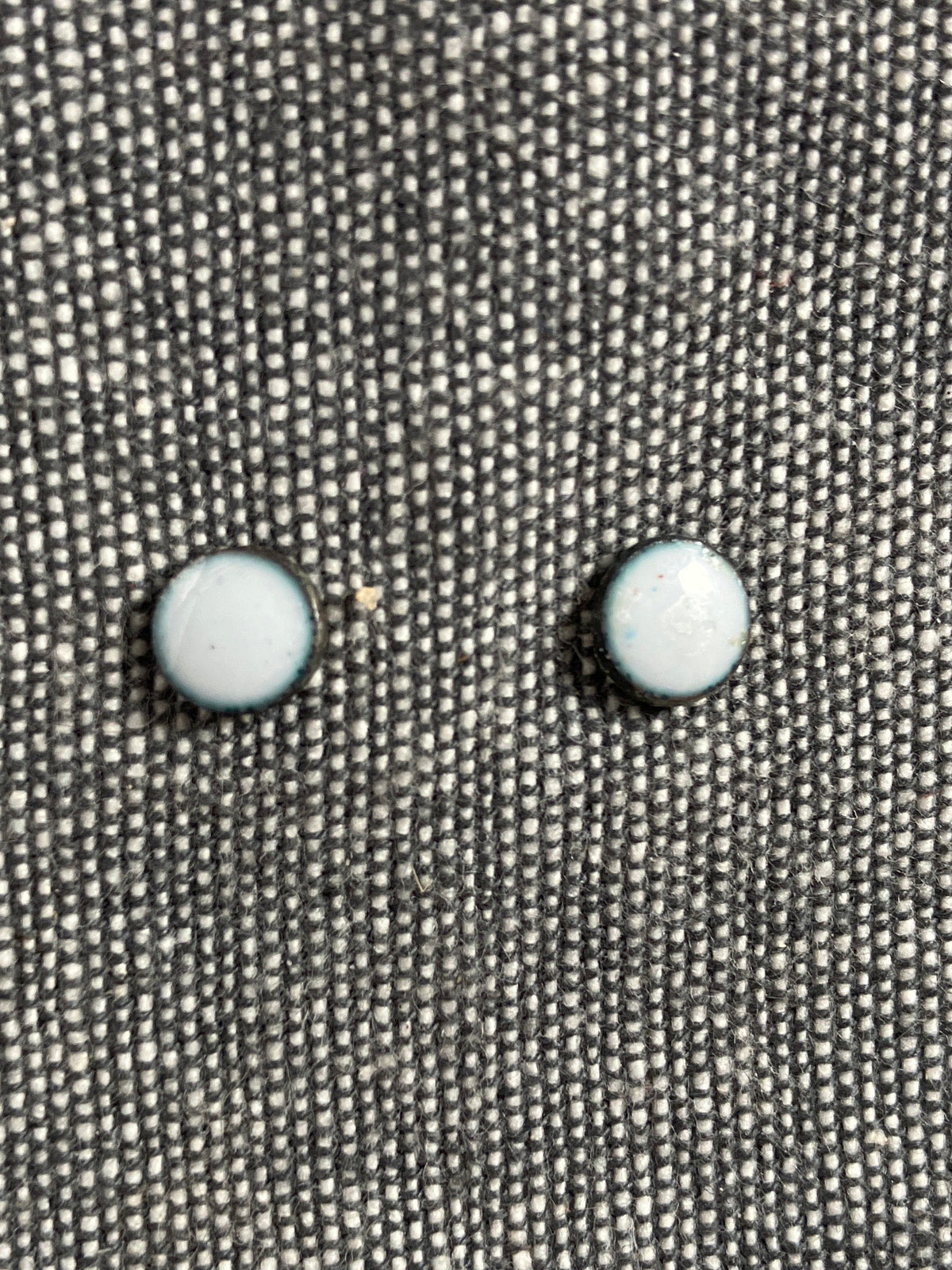 Light Grey Round Studs