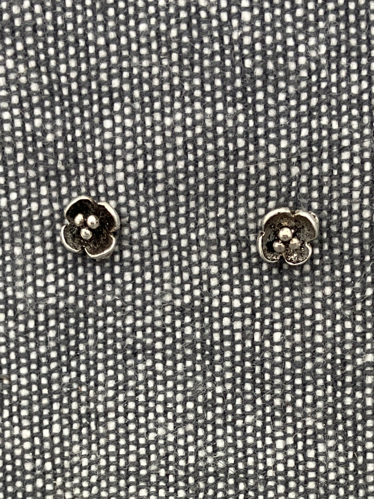 Hibiscus Studs