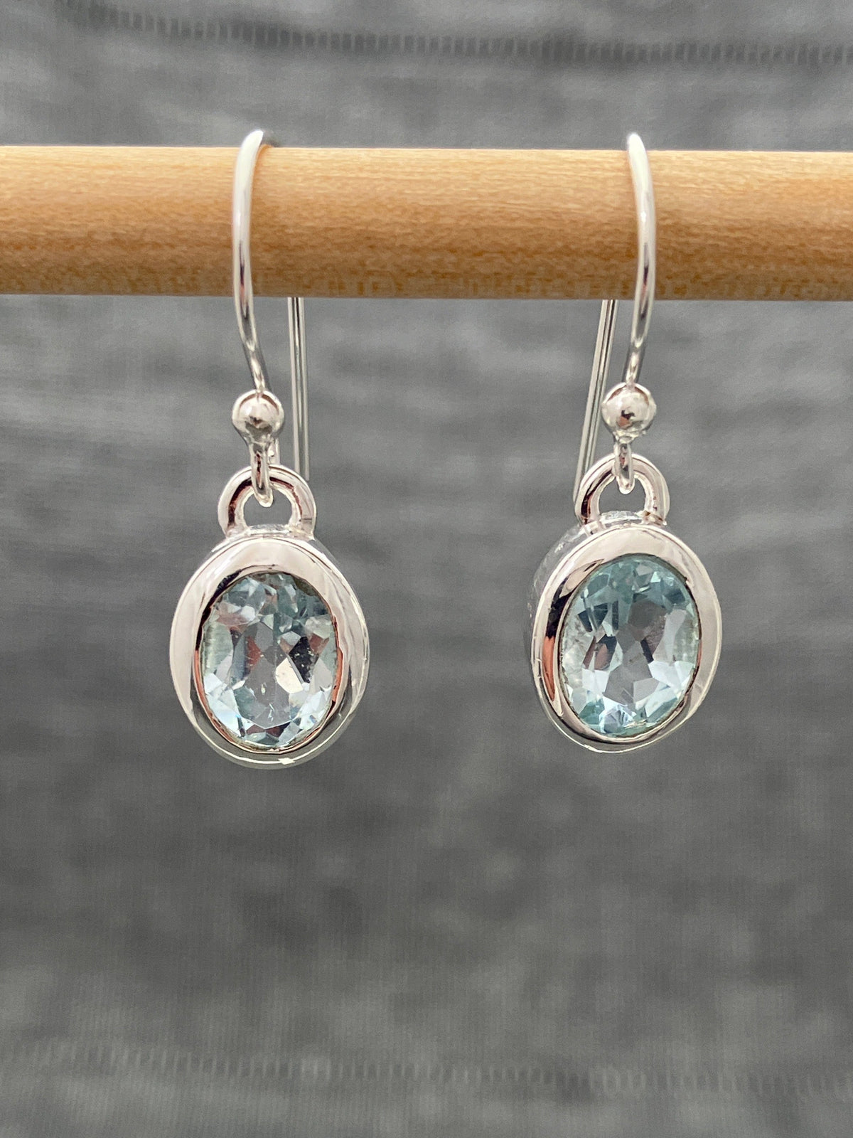 Blue Topaz Deep Set Oval Earring