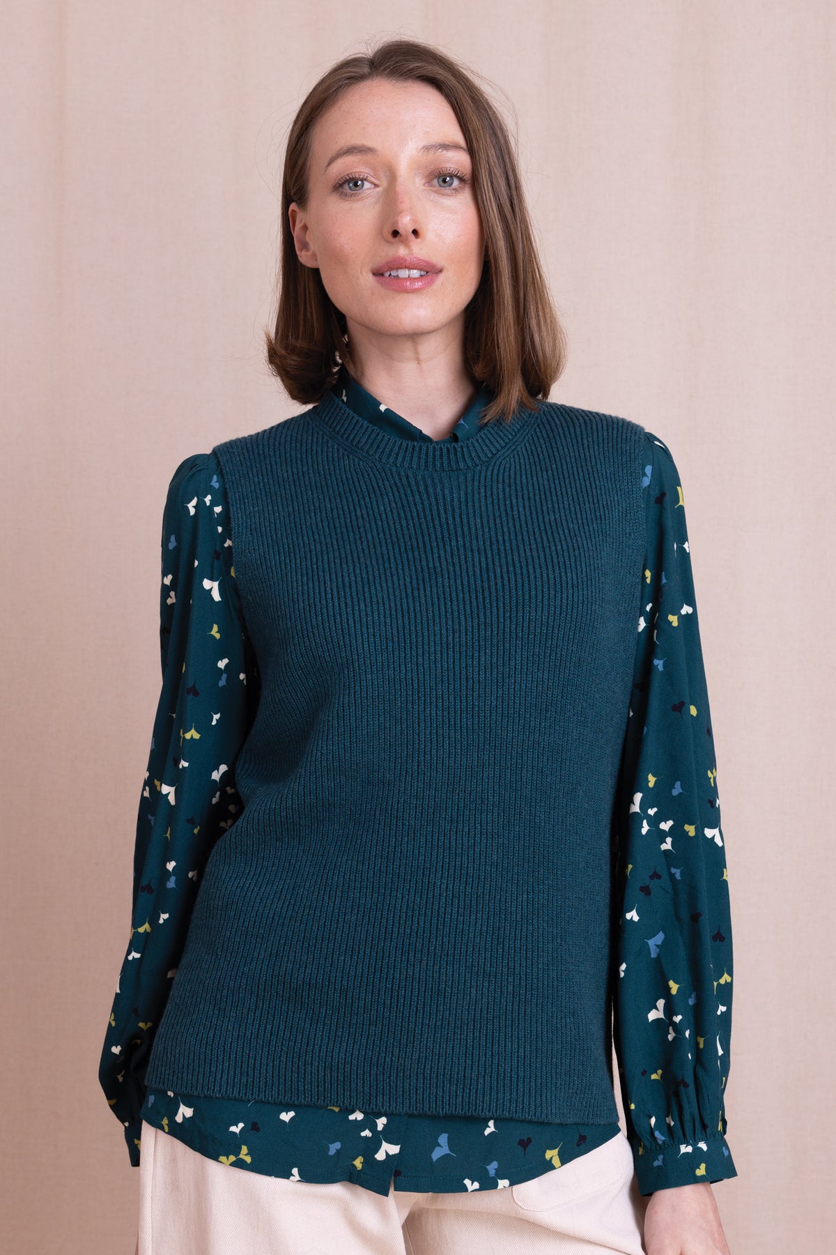 Knitted Vest Teal